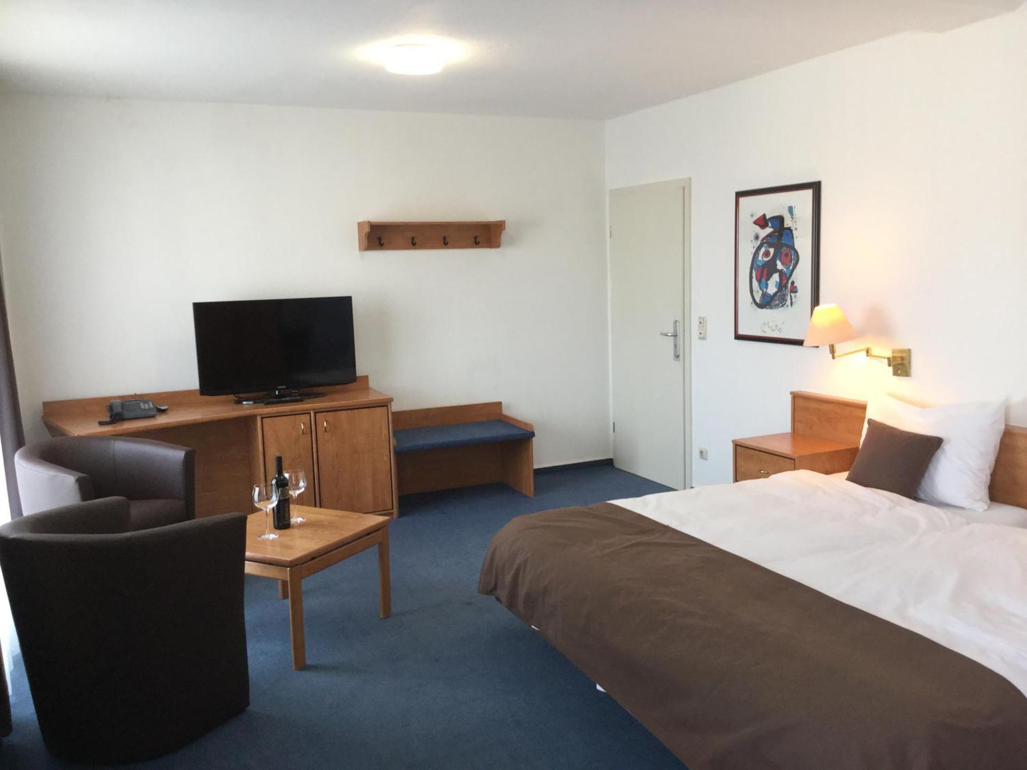 Sunibel Inn Reinheim Dış mekan fotoğraf